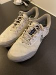 Nike infinity tour next% golfskor Strl 45