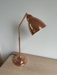 Skrivbordslampa i koppar