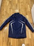 Adidas fodrad jacka storlek small