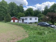 Villa med stort garage