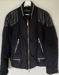 Exklusiv Versace Vintage Jacka / strl M 50