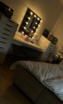 sminkbord, hurts, sminkstol, sminkspegel 