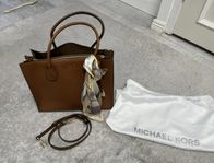 Michael Kors väska 