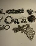 Silver smycken : örhängen, armband, halsband, ringar