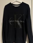 Calvin Klein tröja. (mycket bra skick)
