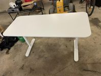 iKEA Bekant 140x60