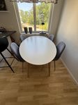 bord och stolar från Mio