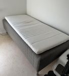 säng 90x200