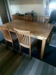 Ekbord + iläggsskiva och 6st stolar