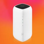 Kraftfull router Zyxel NR5103ev3 köpt via 3 år 2024