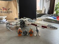 LEGO Star Wars: X-Wing Starfighter (75218) komplett