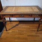 Skrivbord