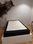 Säng & sängram 120’