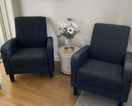 Fåtöljer (2st) i svart/mörkgrått tyg