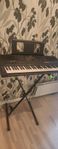 Yamaha PSR E453