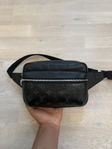 Louis Vuitton magväska/midjeväska