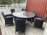 Utemöbler från Hillerstorp – bord + 6 stolar + dynor ä