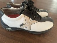 Golfskor ecco