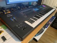 Roland Fantom 7