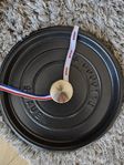 Staub - Oanvänd 24cm gryta svart