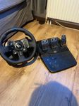 Logitech g923 gaming ratt och pedaler