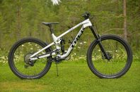 TREK Slash 9.8 XT gen 6 2024 L