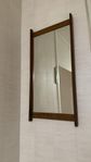 Spegel / Teak / 1900-tal