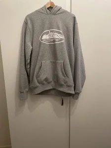 Grå Corteiz hoodie