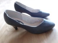 Pumps 