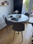Bord och stolar säljes i Lerum 