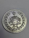 Stort mynt 90% silver. Persisk Fem Rial med Lejon och Svärd