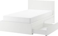 IKEA MALM Sängram med resårmadrass och bäddmadrass