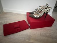 Valentino Garavani Rockstud pumps strl 38