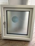 Nytt fönster badrumsfönster 3 glas