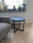 Marmor sidobord 