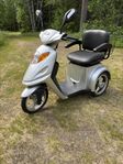 Eloped Scooty