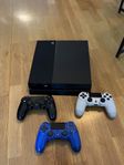 PS4 med 3 handkontroller
