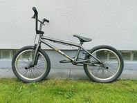 BMX Mongoose Tribe 20"