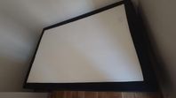 Sleek Scandinavian Style: 140x200 cm Bed for Modern Living