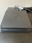 PS 4 + 6 stycken spel 