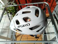 cykelhjälm pärlemorvit mips giro