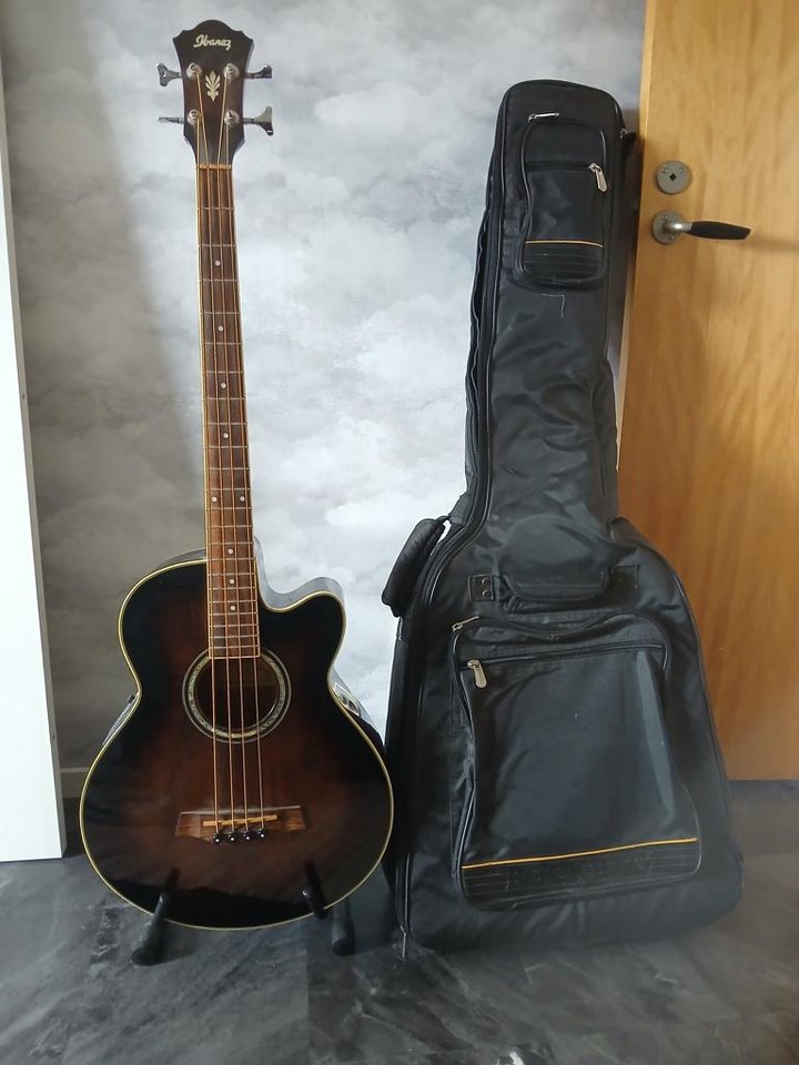Ibanez Akustisk Bas