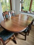 Massivt köksbord 
