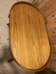 Trä oval soffbord 