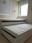  Sängram med undersäng och förvaring 90x200 inkl 2 madras