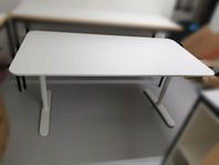 Skrivbord