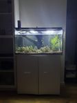 112L akvarium med möbel & tillbehör!