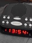 klockradio med 2 larm  fm radio slad driven 100 kr 