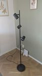 Golvlampa med 3-spot (IKEA- NYMÅNE)