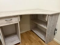 Skrivbord i fint skick – hörnmodell